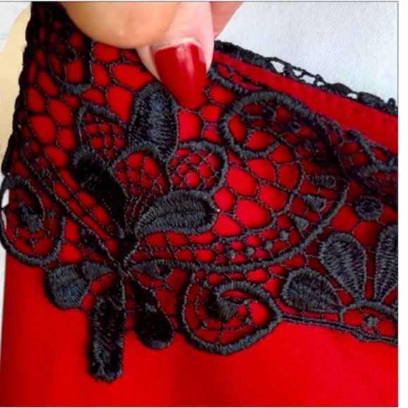 Elegant Red Lace Trim Skirt - Picture 4 of 9